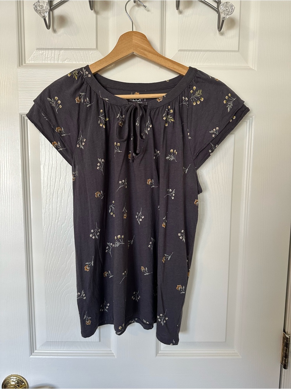 LOFT Charcoal Floral Tie-Front Short Sleeve Top